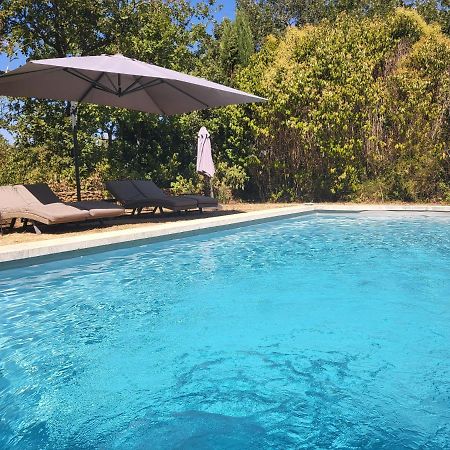 Le Cabanon Bed & Breakfast Ménerbes Екстериор снимка